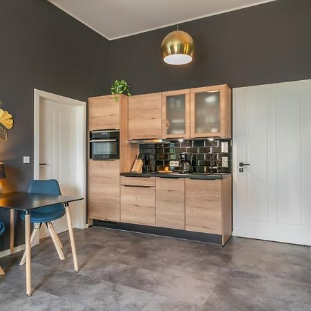 One Moment Boardinghouse - Apartment Tropic Porta Westfalica Esterno foto